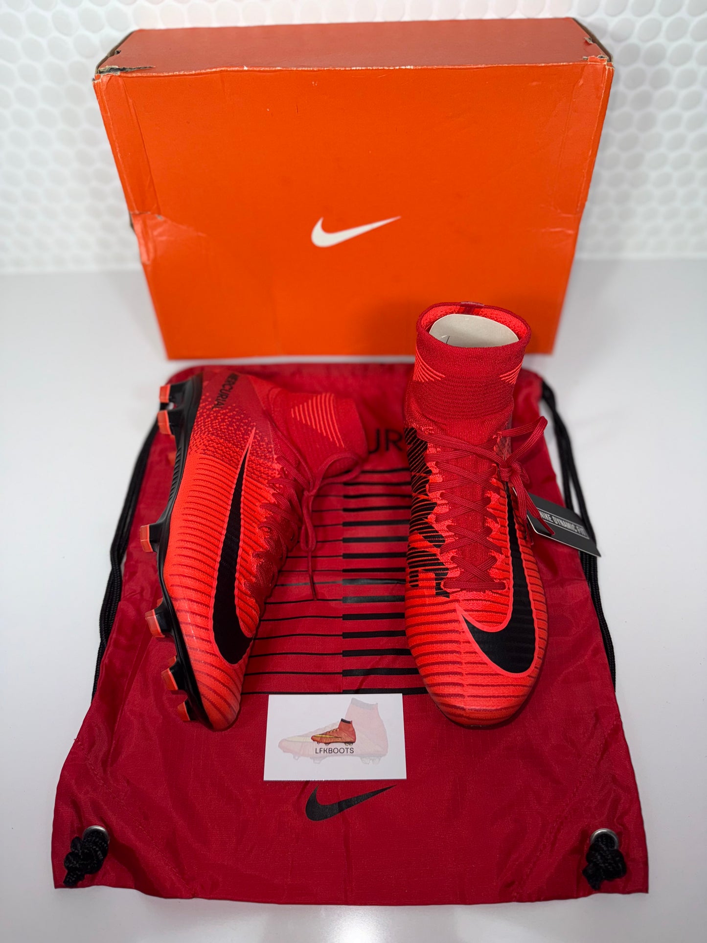 Nike Mercurial Superfly 5 Elite FG
US9.5
