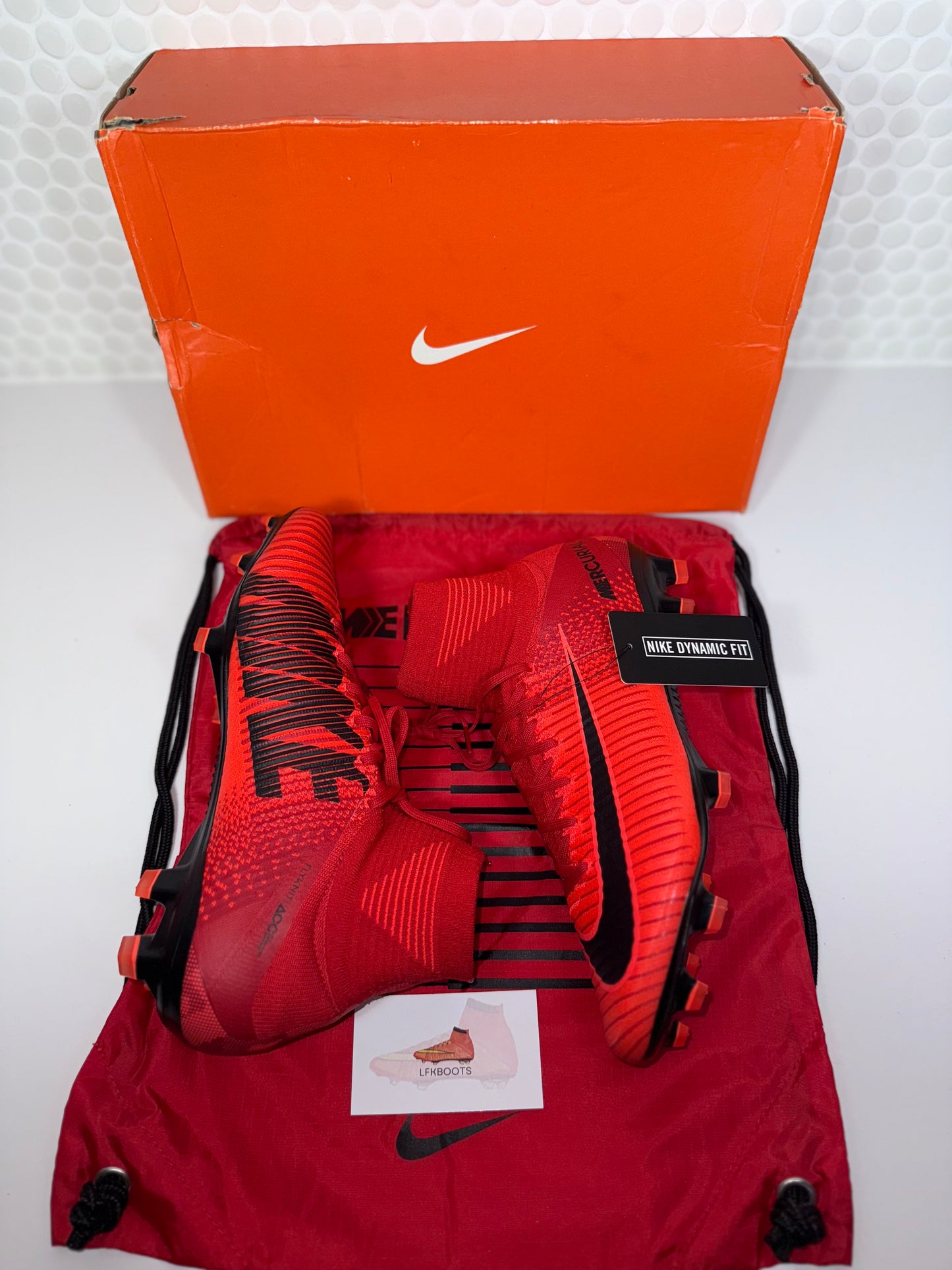Nike Mercurial Superfly 5 Elite FG
US9.5