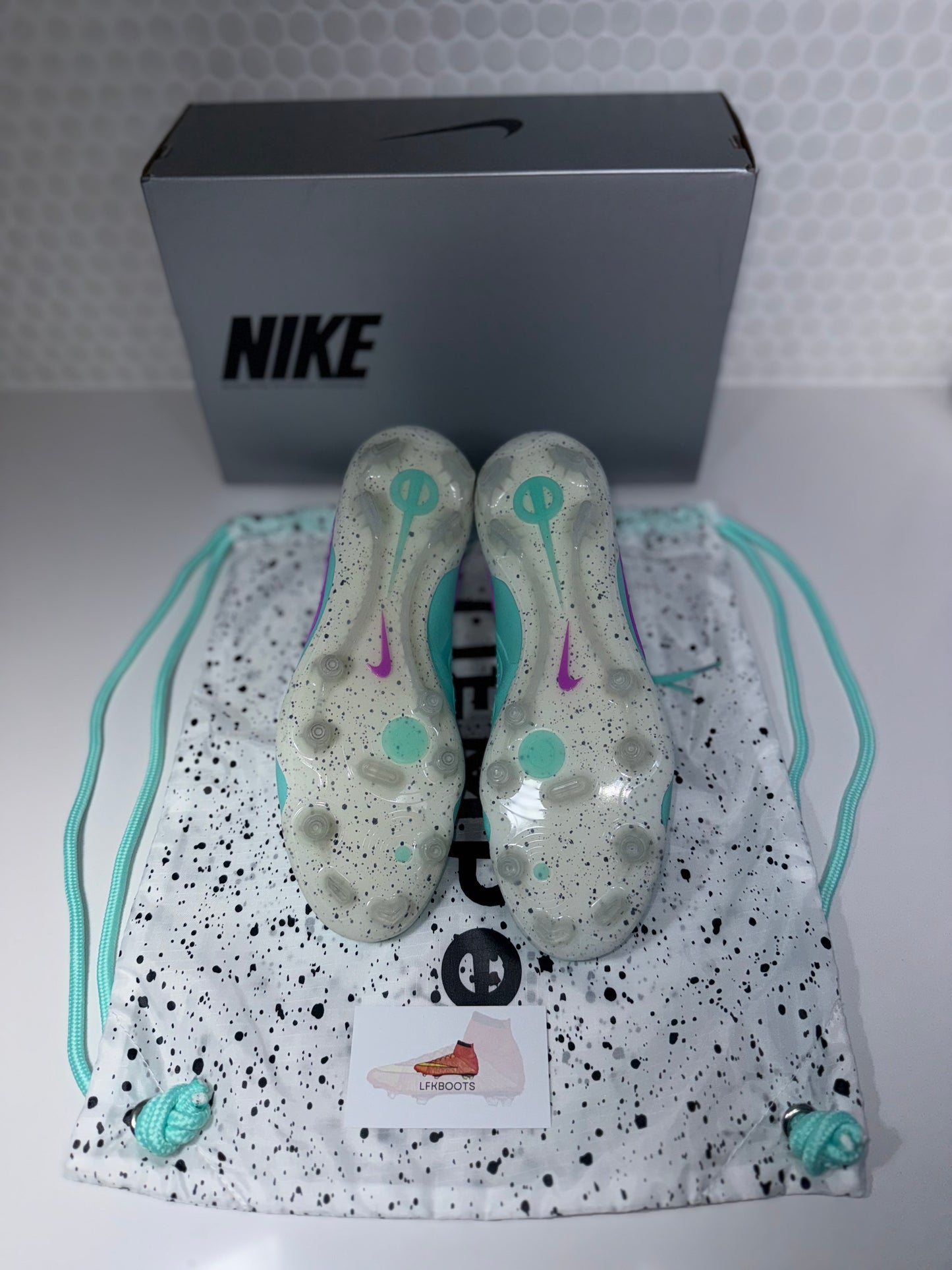 Nike Tiempo Legend 10 Elite FG US8.5