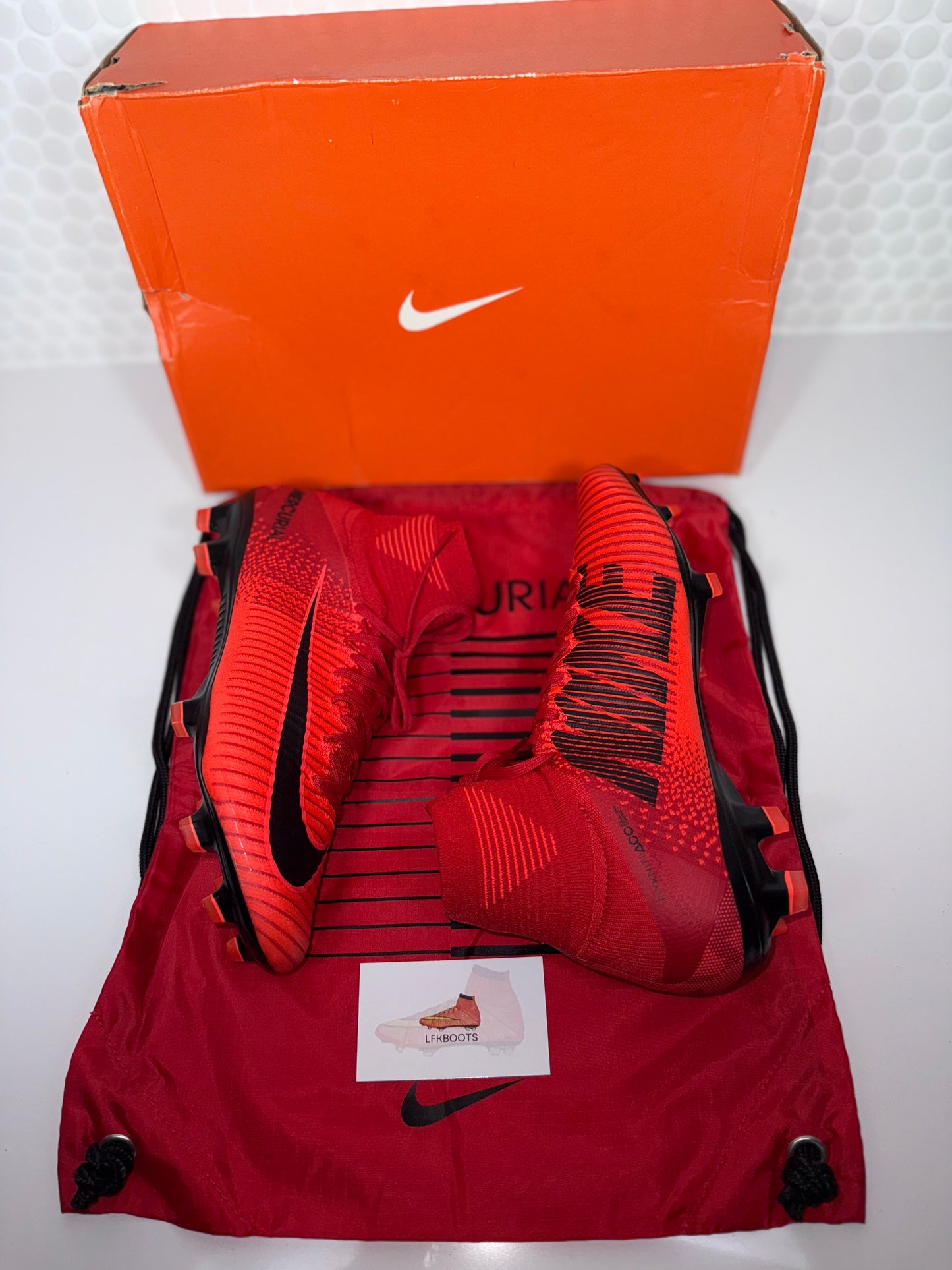 Nike Mercurial Superfly 5 Elite FG
US9.5