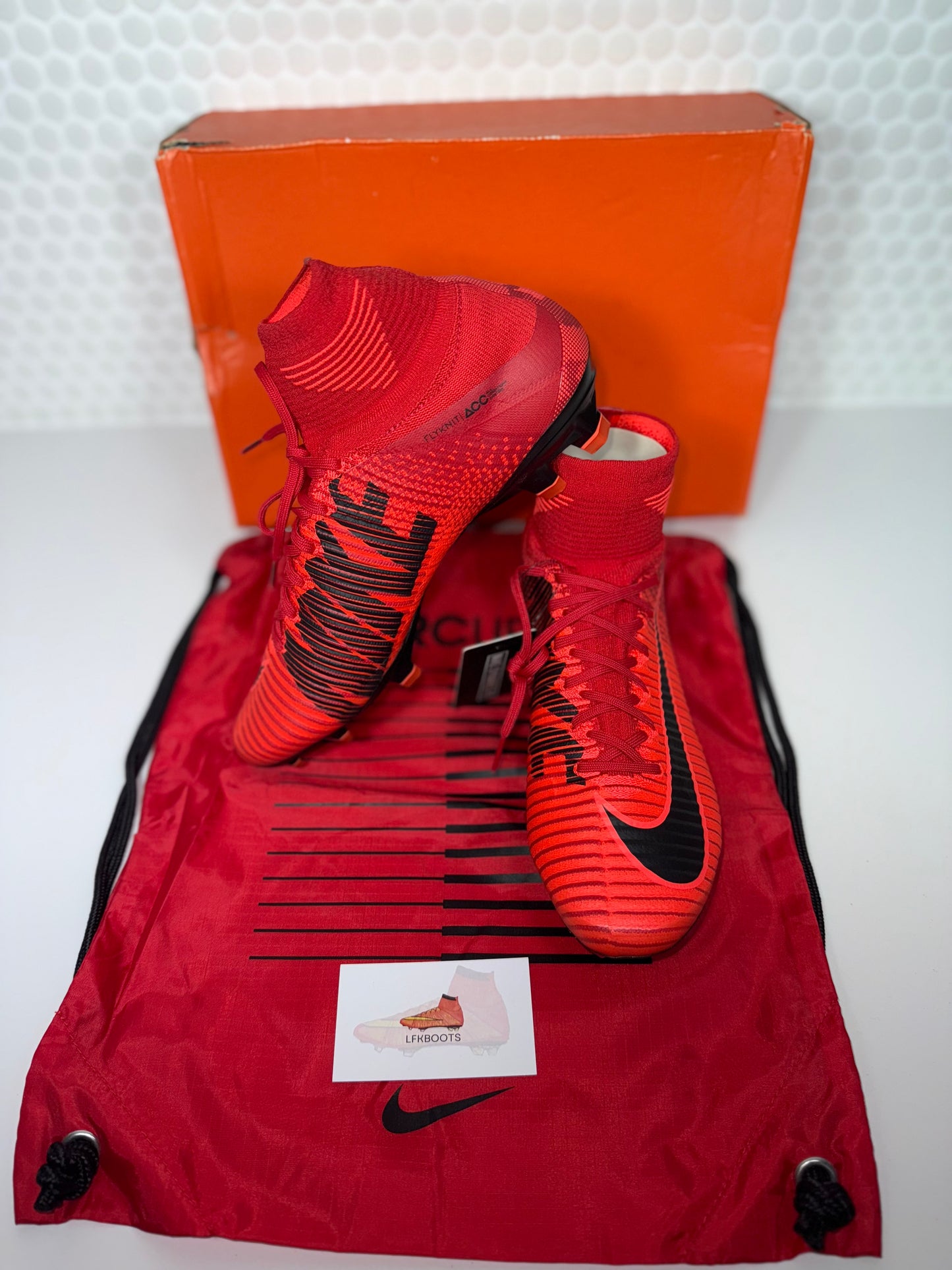Nike Mercurial Superfly 5 Elite FG
US9.5