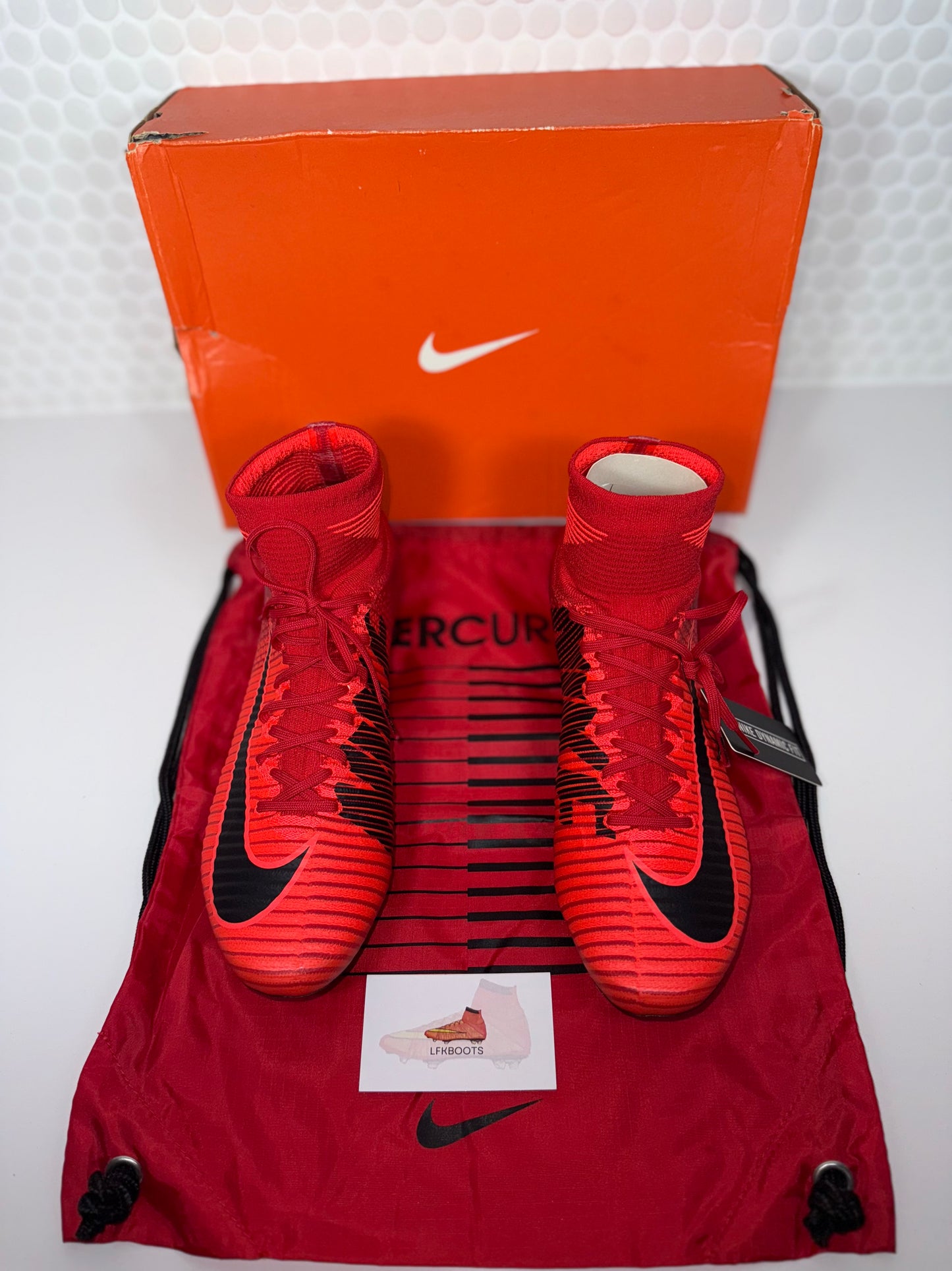 Nike Mercurial Superfly 5 Elite FG
US9.5