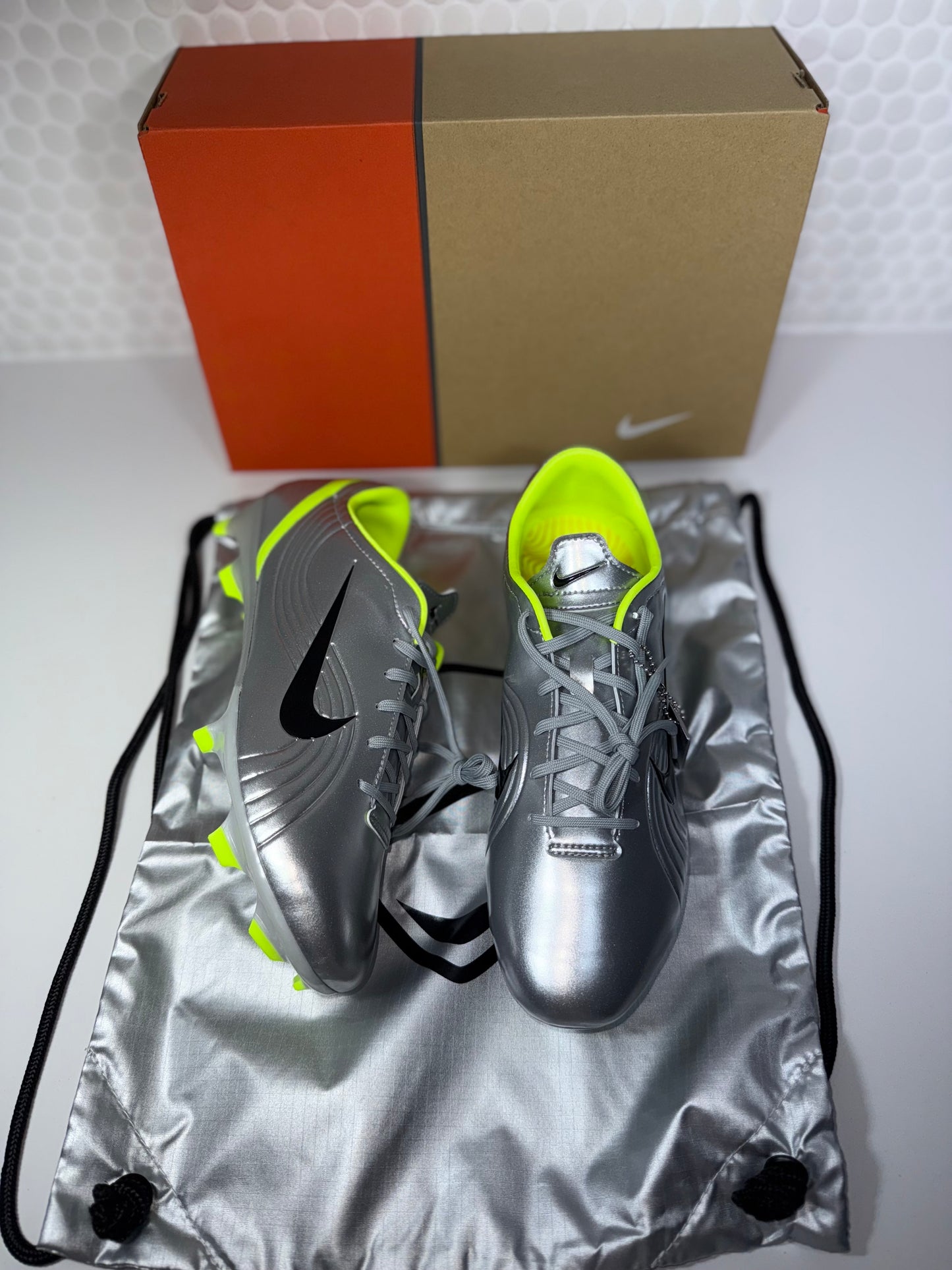 Nike Mercurial Vapor 1 R9 Elite FG
US10.5