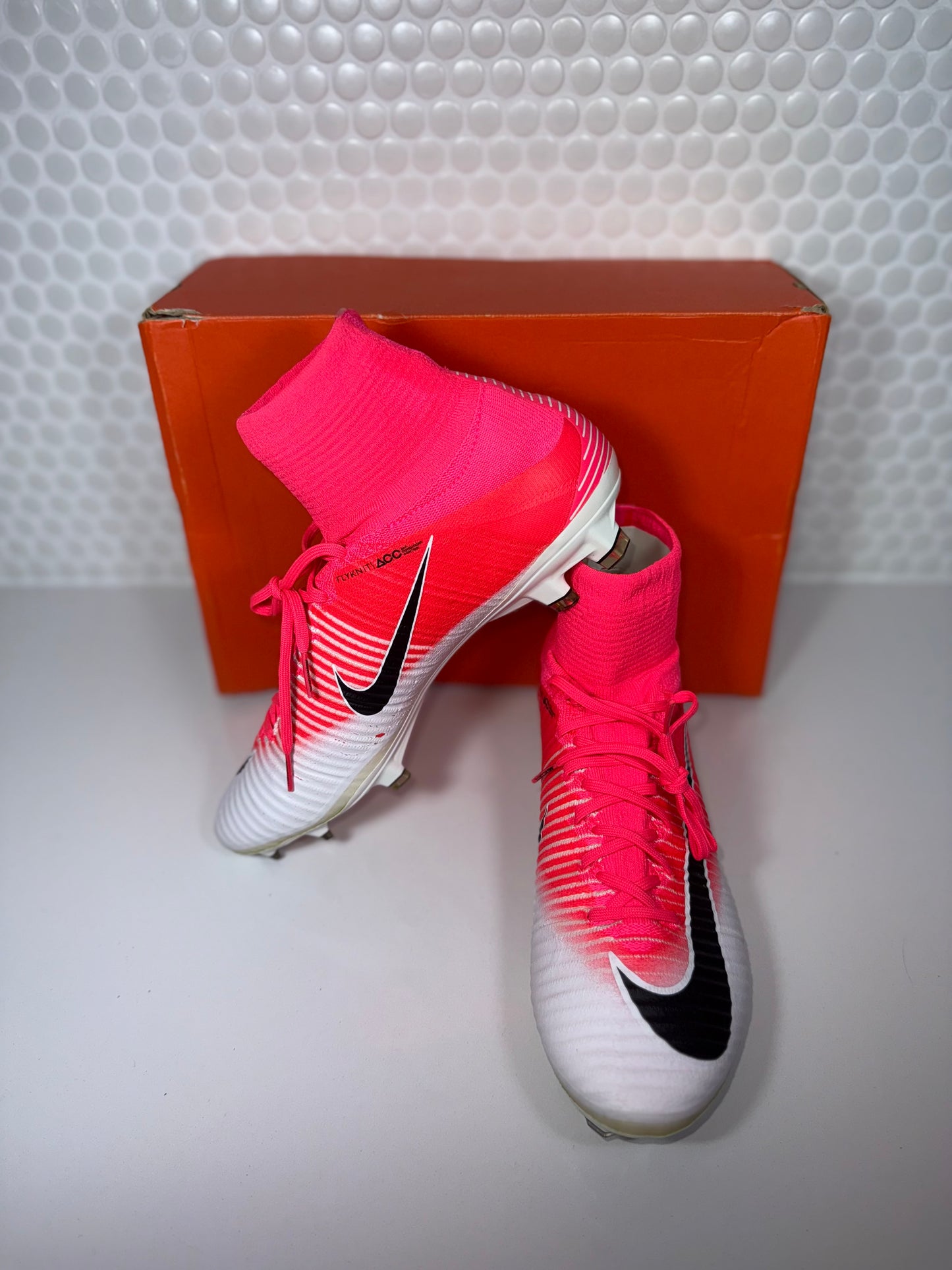 Nike Mercurial Superfly 5 Elite FG
US10.5