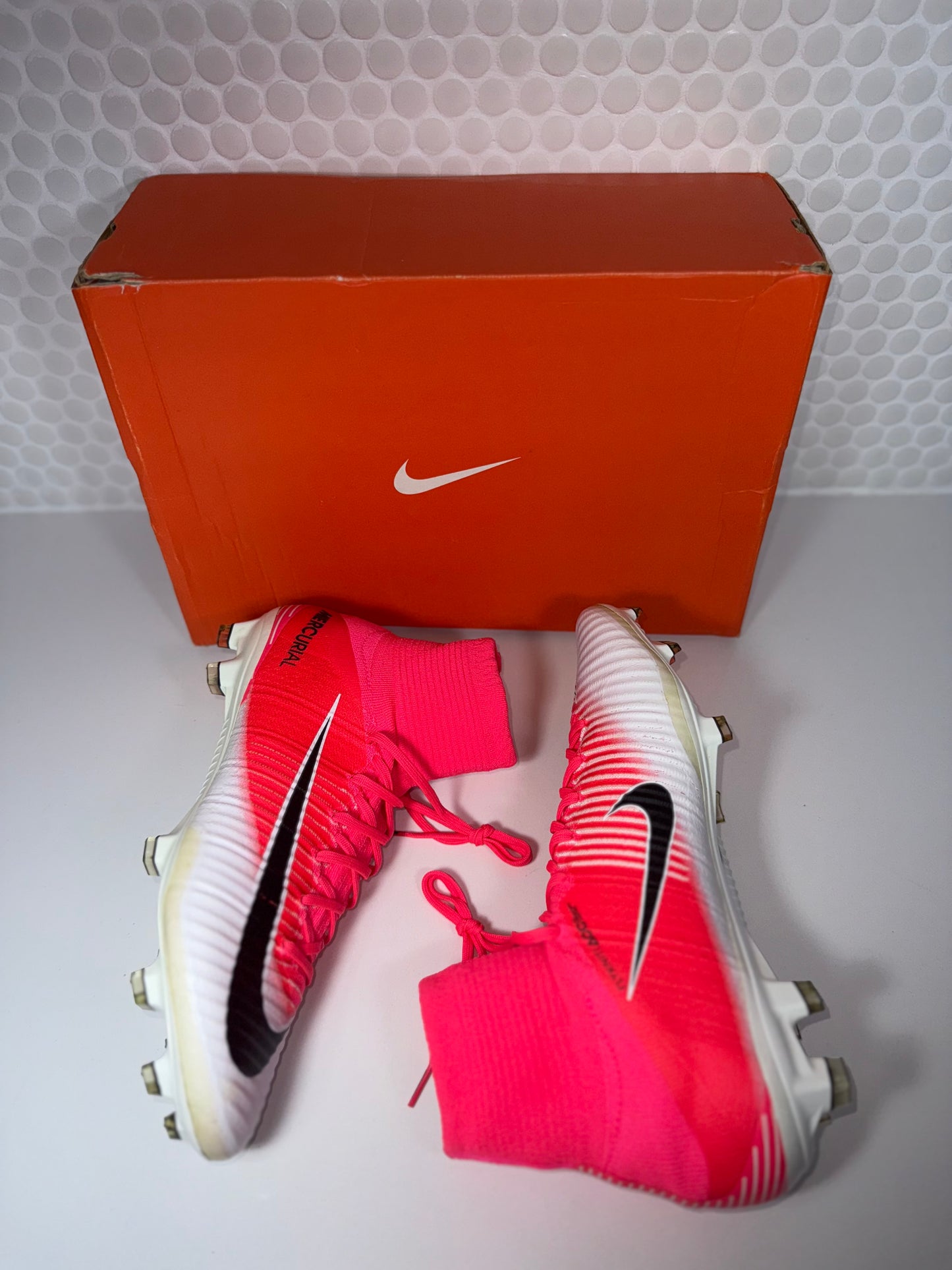 Nike Mercurial Superfly 5 Elite FG
US10.5