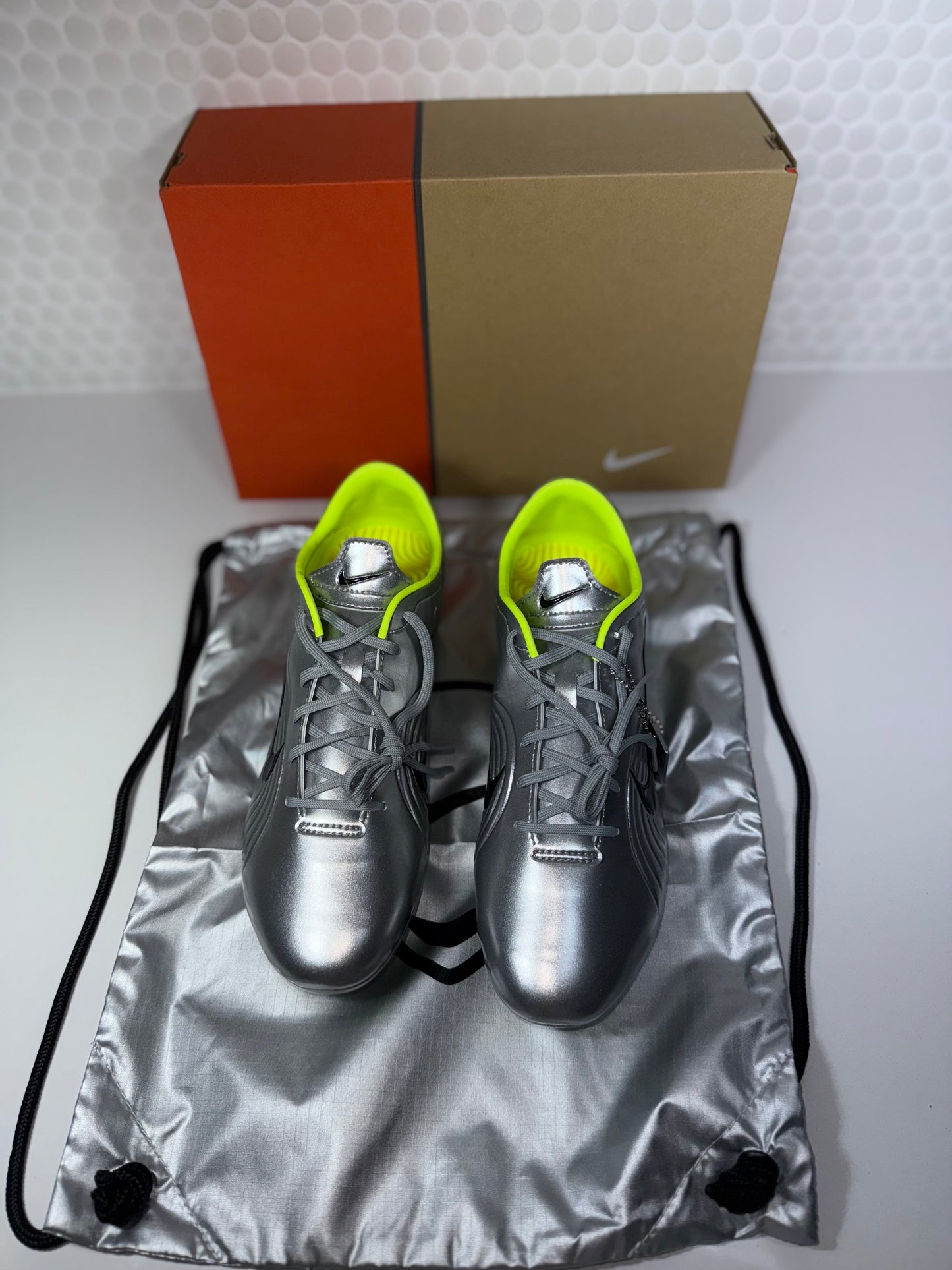Nike Mercurial Vapor 1 R9 Elite FG
US10.5